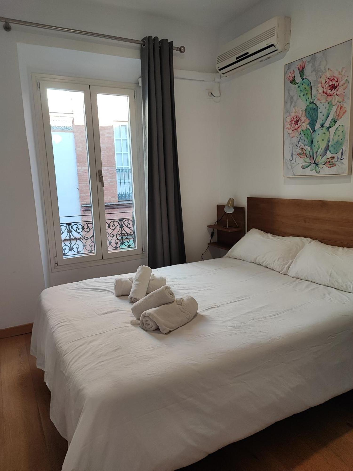 Homestay Alameda Corner Seville
